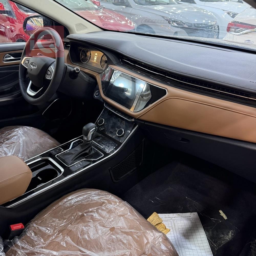 شيري أريزو 6